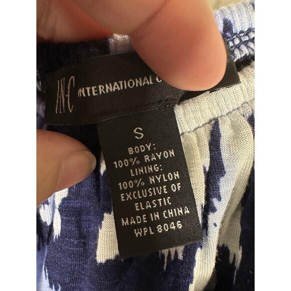 INC International Concepts Off the Shoulder Ruffle Blue Ikat Maxi Dress Sz S - Picture 11 of 14